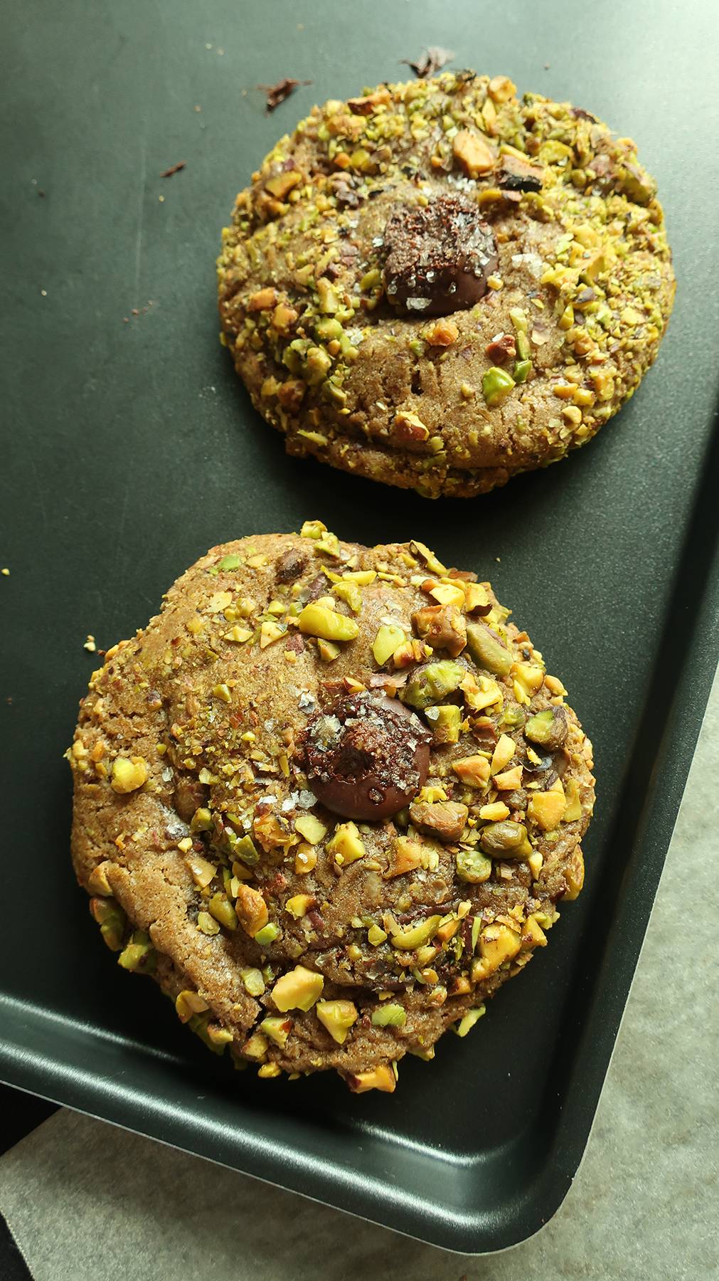 Pistachio Dark Chocolate Cookies.